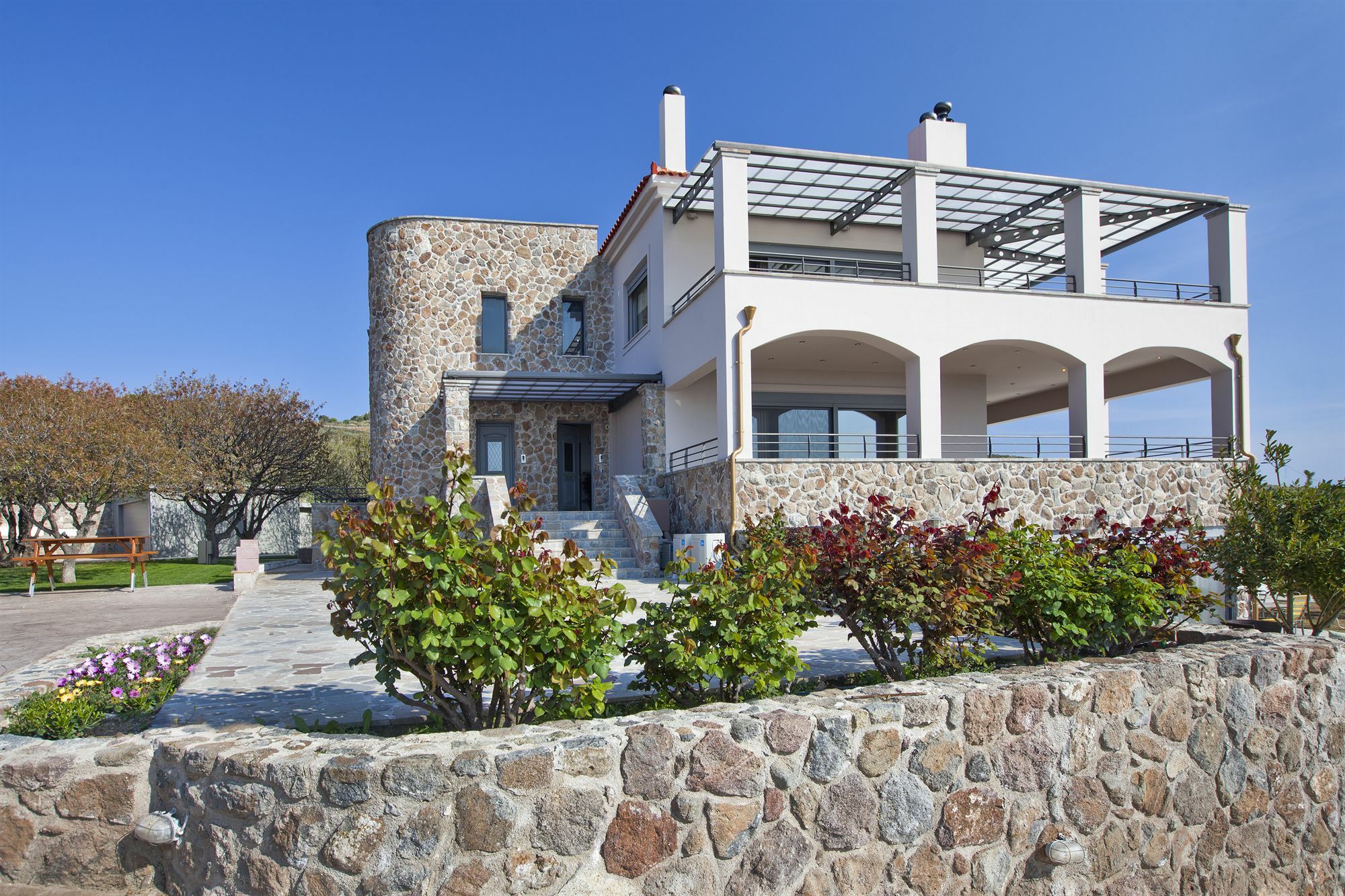 Marini Luxury Apartments And Suites Aegina Экстерьер фото