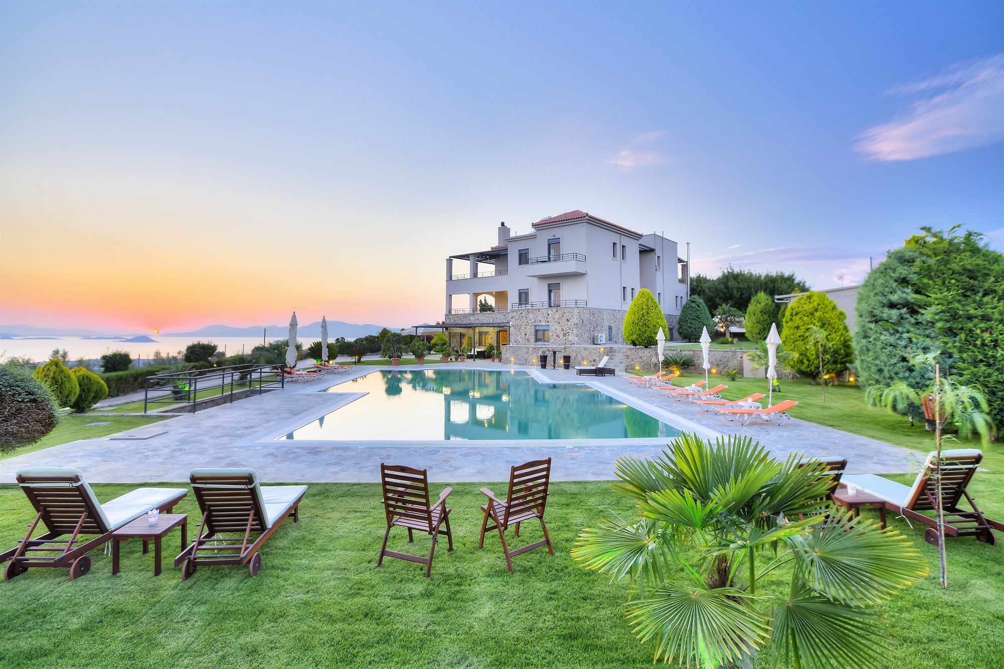 Marini Luxury Apartments And Suites Aegina Экстерьер фото